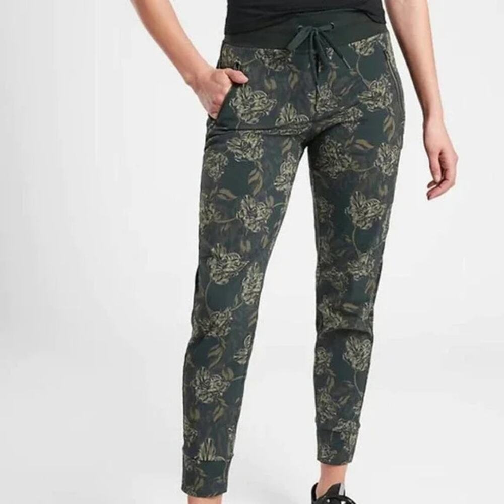 Athleta Green Trekkie North Printed Floral Athletic Jogger Ankle Length Women 2‎